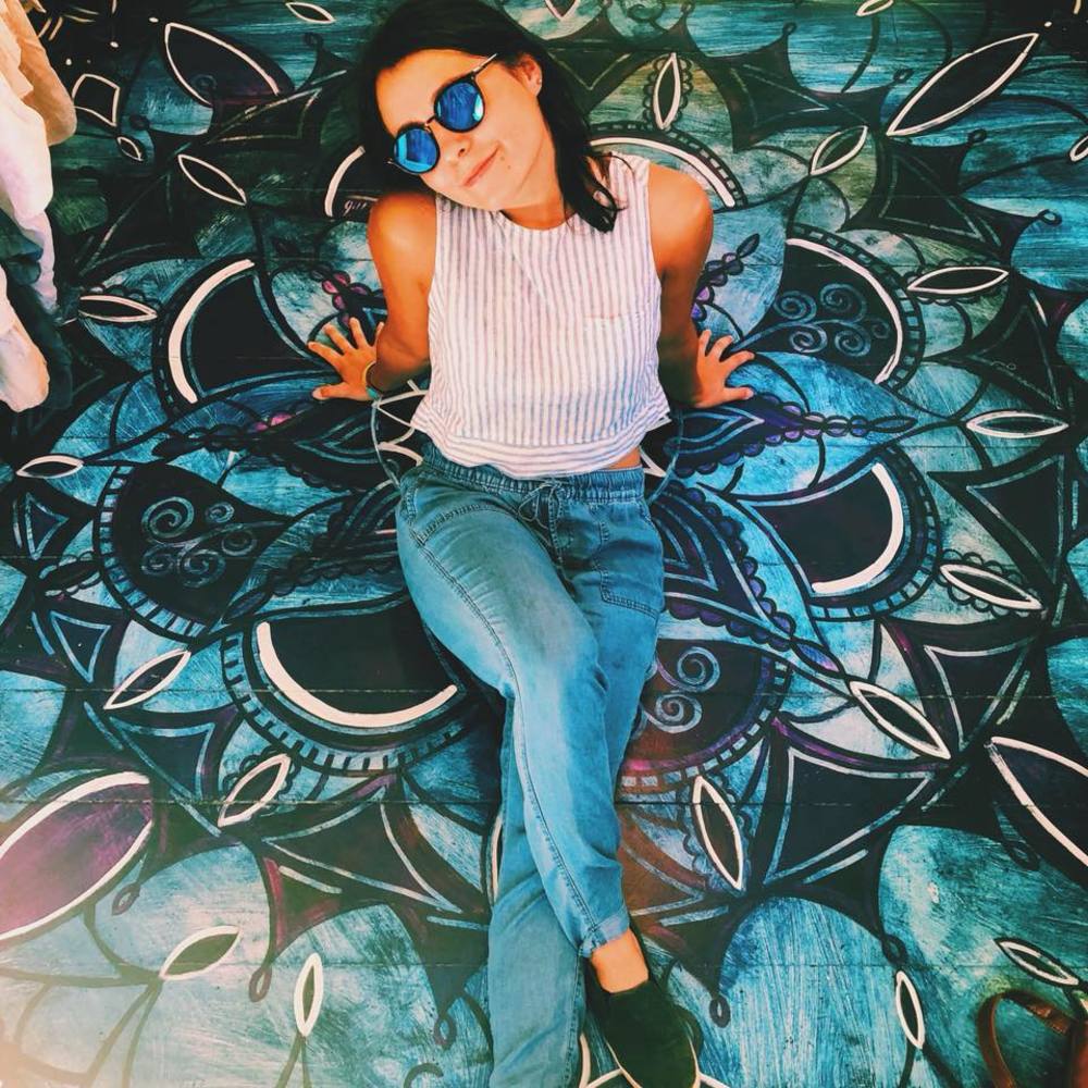 Meet your Posher, Julia